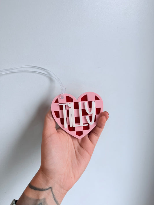 Checkered heart name tags